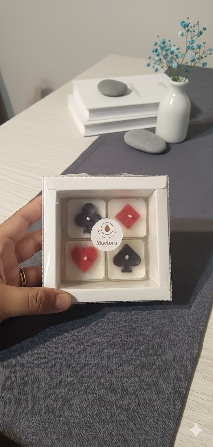 Maelora Card Suit Candles gift box ? Heart, Diamond, Club and Spade in window packaging